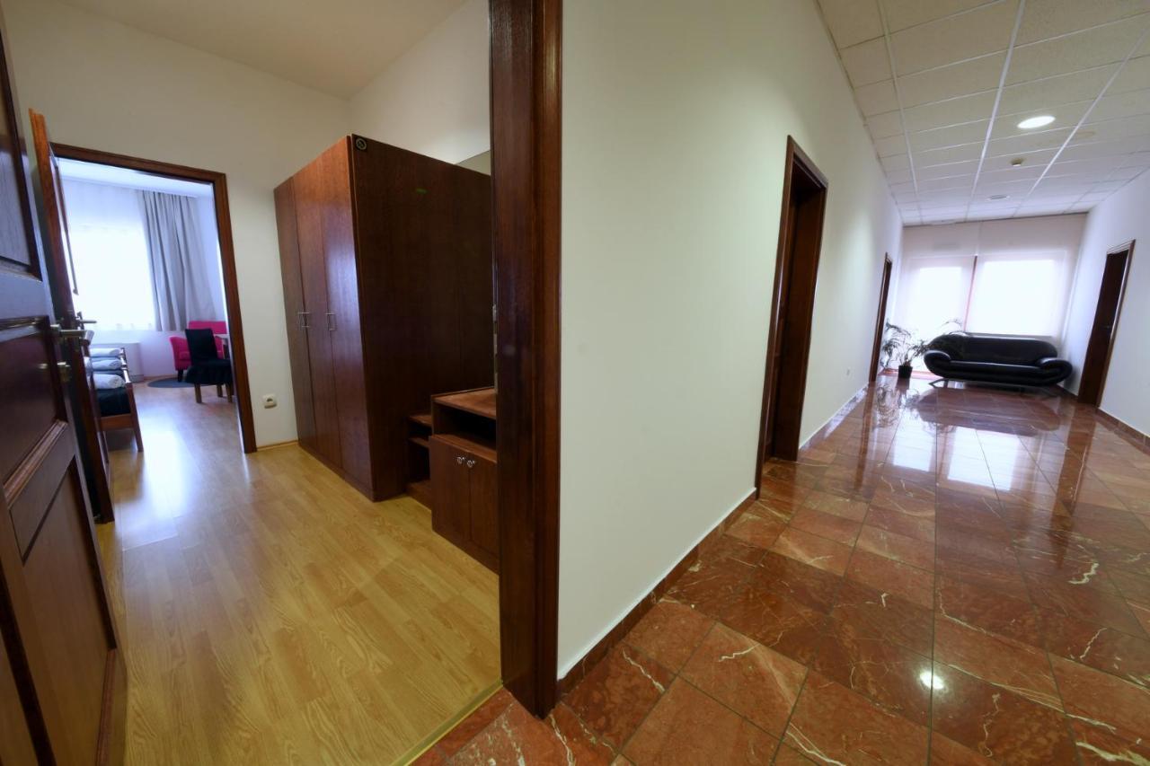 Apartments & Rooms Križevci מראה חיצוני תמונה